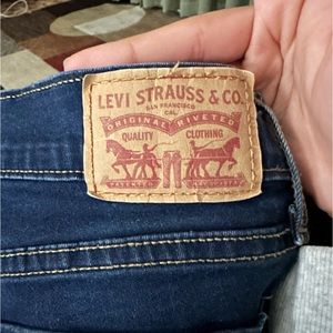 Supper skinny jeans, Levi’s jeans, blue Levi’s jeans, skinny Levi jeans.